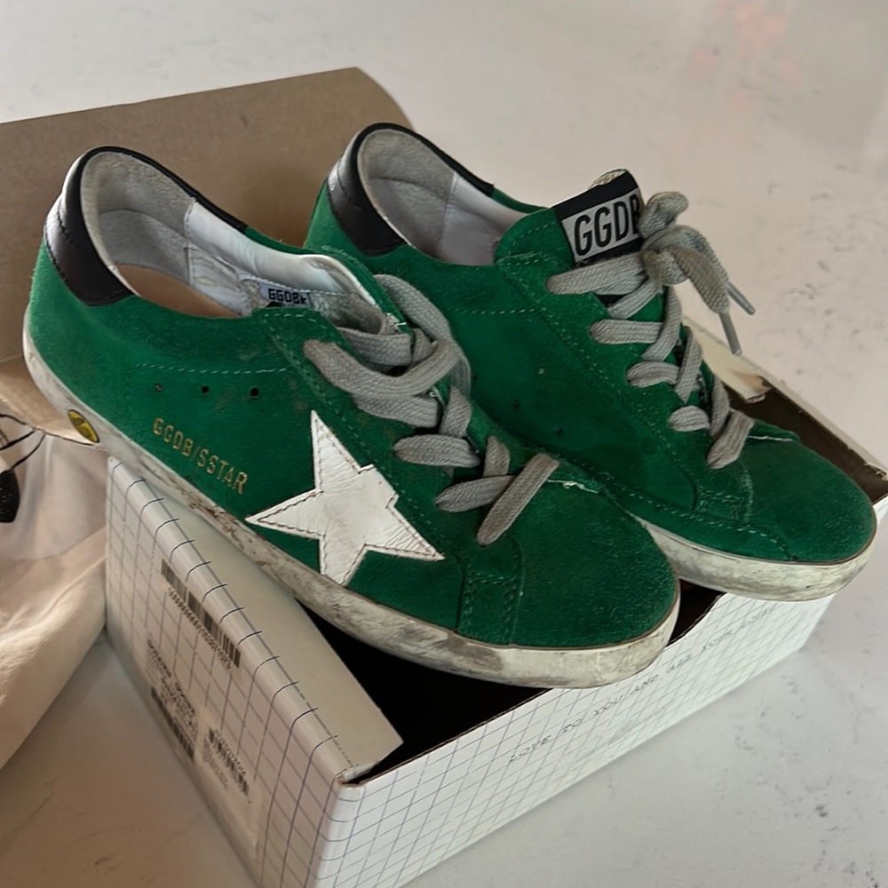 Golden Goose Kids Superstar Sneakers Size 33 Good used condition.